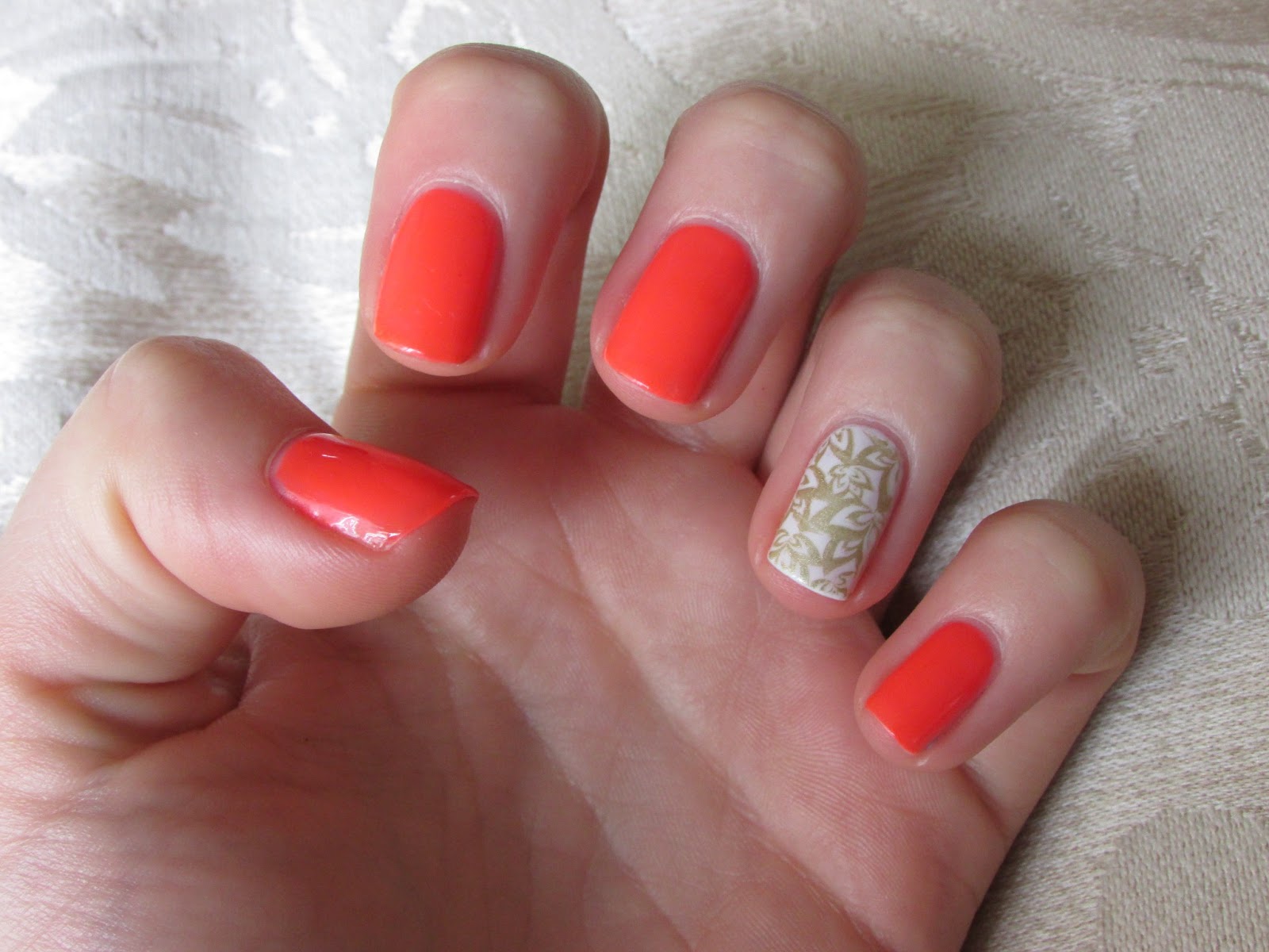 Gelish Nail by Girl | Rachel The Review Sunday