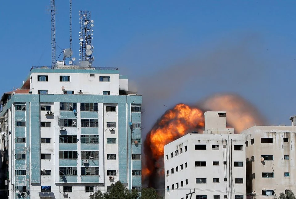 Situasi-Semakin-Mencekam-Kantor-Berita-Internasional-di-Gaza-Hancur-Dibombardir-Serangan-Udara-Israel