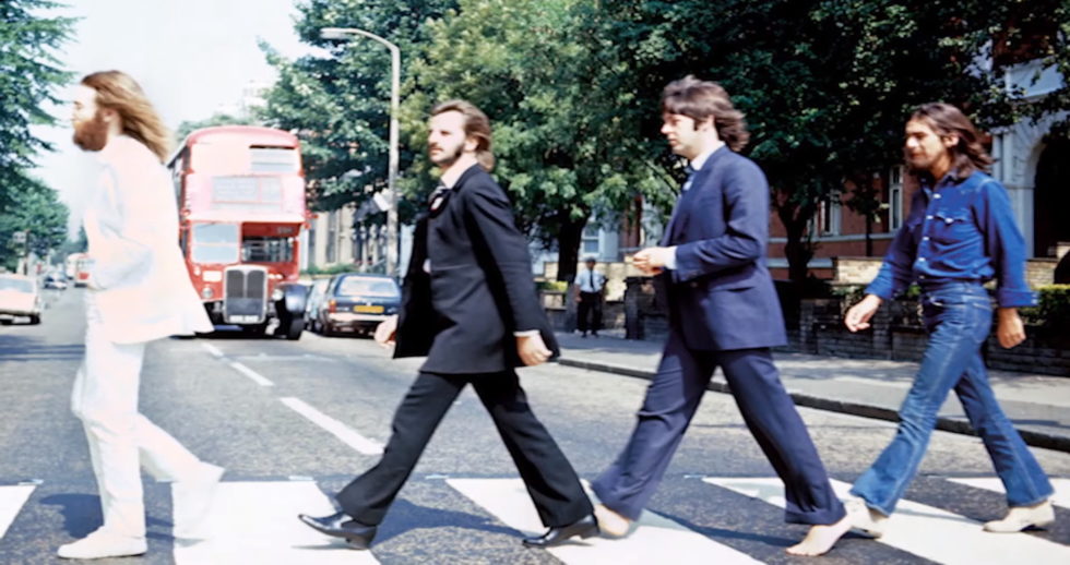 『Abbey Road』アルバムジャケット写真撮影50周年 世界中からファン集結