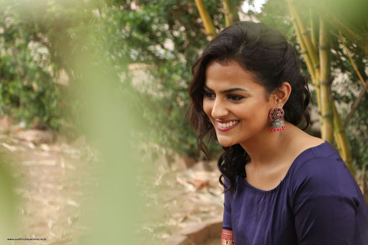 Shraddha Srinath at Vikram Vedha Press Meet