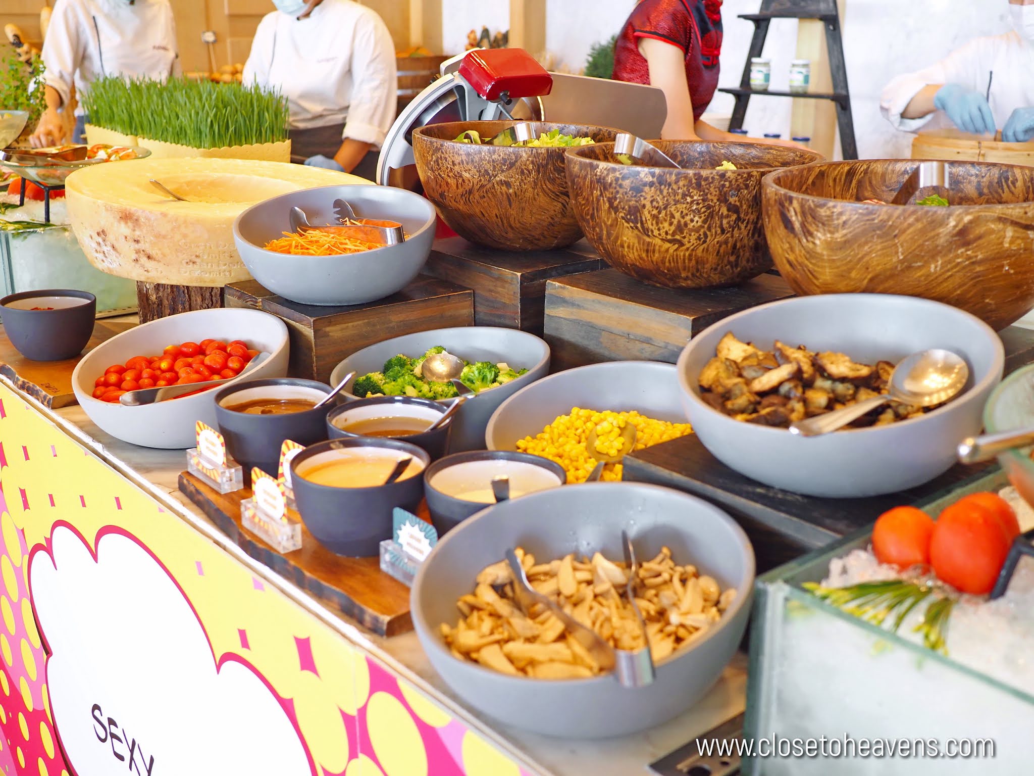 Avani+ Riverside Bangkok | Sunday Brunch Buffet