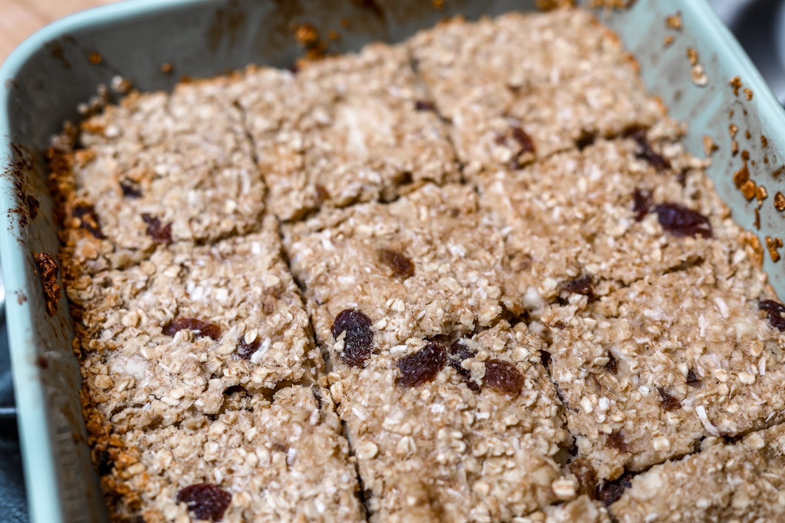 Emtalks Healthy, Easy Flapjack Baked Oat Squares Recipe