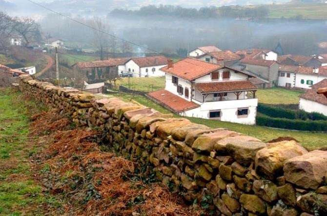 Pueblo y Derecho real de servidumbre