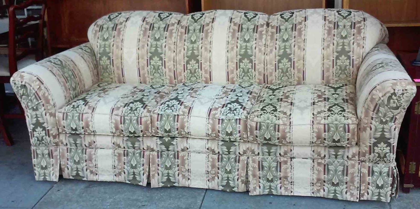 UHURU FURNITURE & COLLECTIBLES SOLD Contemporary Brocade Sofa 125