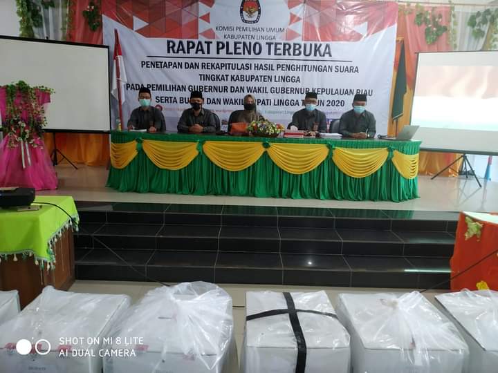 Di Lingga Pilgub Dimenangkan Paslon Ansar – Marlin Memperoleh 26.560 Suara, Untuk Pilbup Paslon M Nizar -Neko Memperoleh 22.549 Suara Di Lingga Pilgub Dimenangkan Paslon Ansar – Marlin Memperoleh 26.560 Suara, Untuk Pilbup Paslon M Nizar -Neko Memperoleh 22.549 Suara
