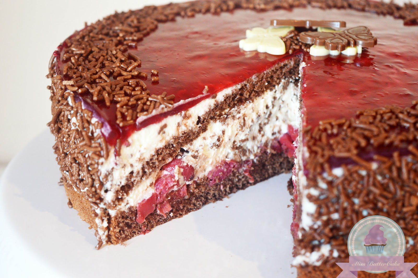 Miss-ButterCake : Stracciatella Kirschtorte