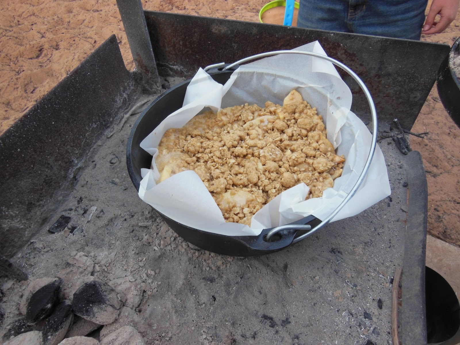Dutch Oven Fruit (Apple) Crisp