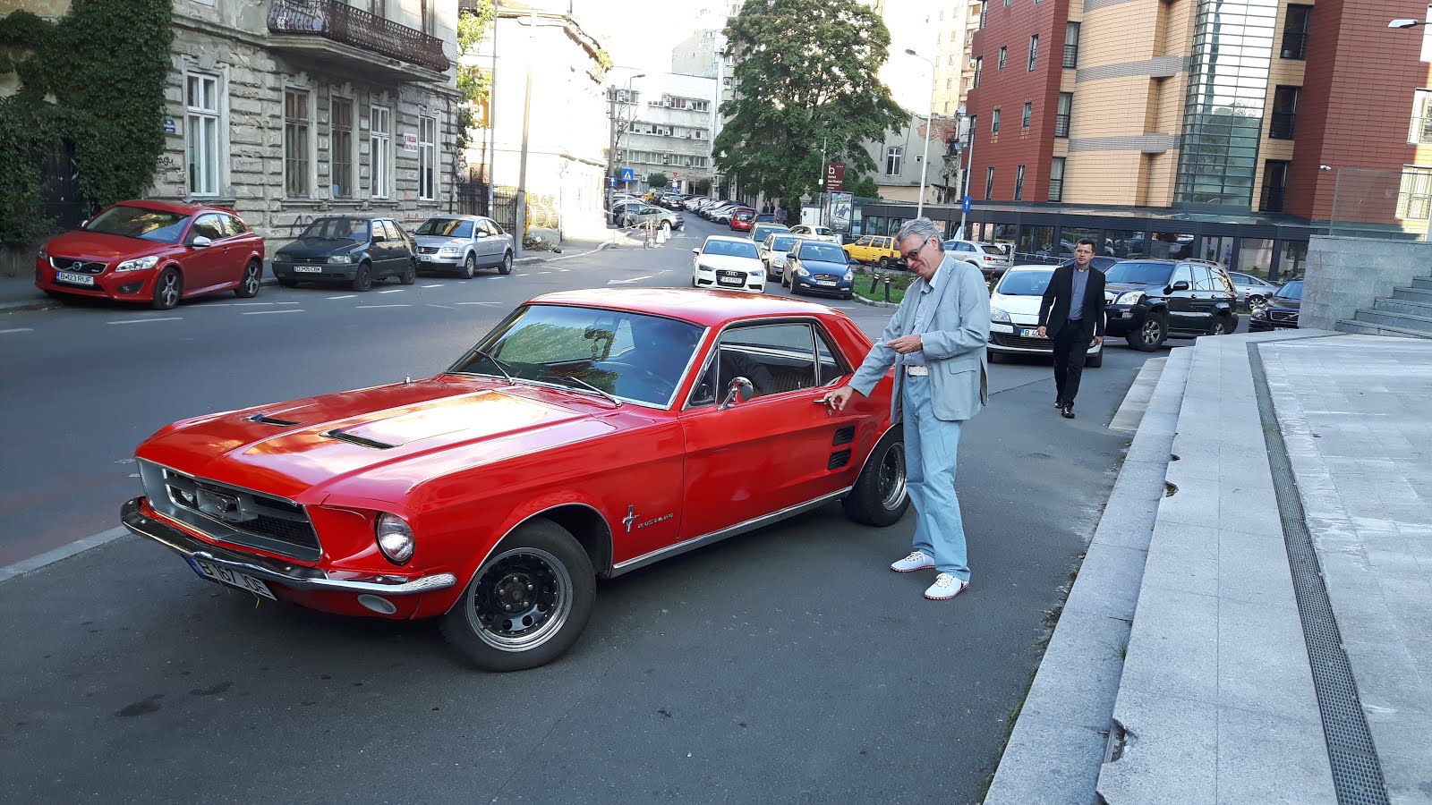 Lycée Balcescu Saint Sava 1986 la classe 12 V Bucarest Roumanie 2016