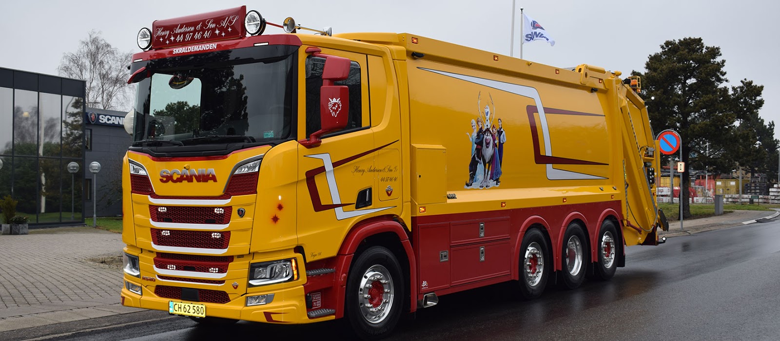 Danish Henry Andersen & Søn’s new refuse truck V8 Scania R ...