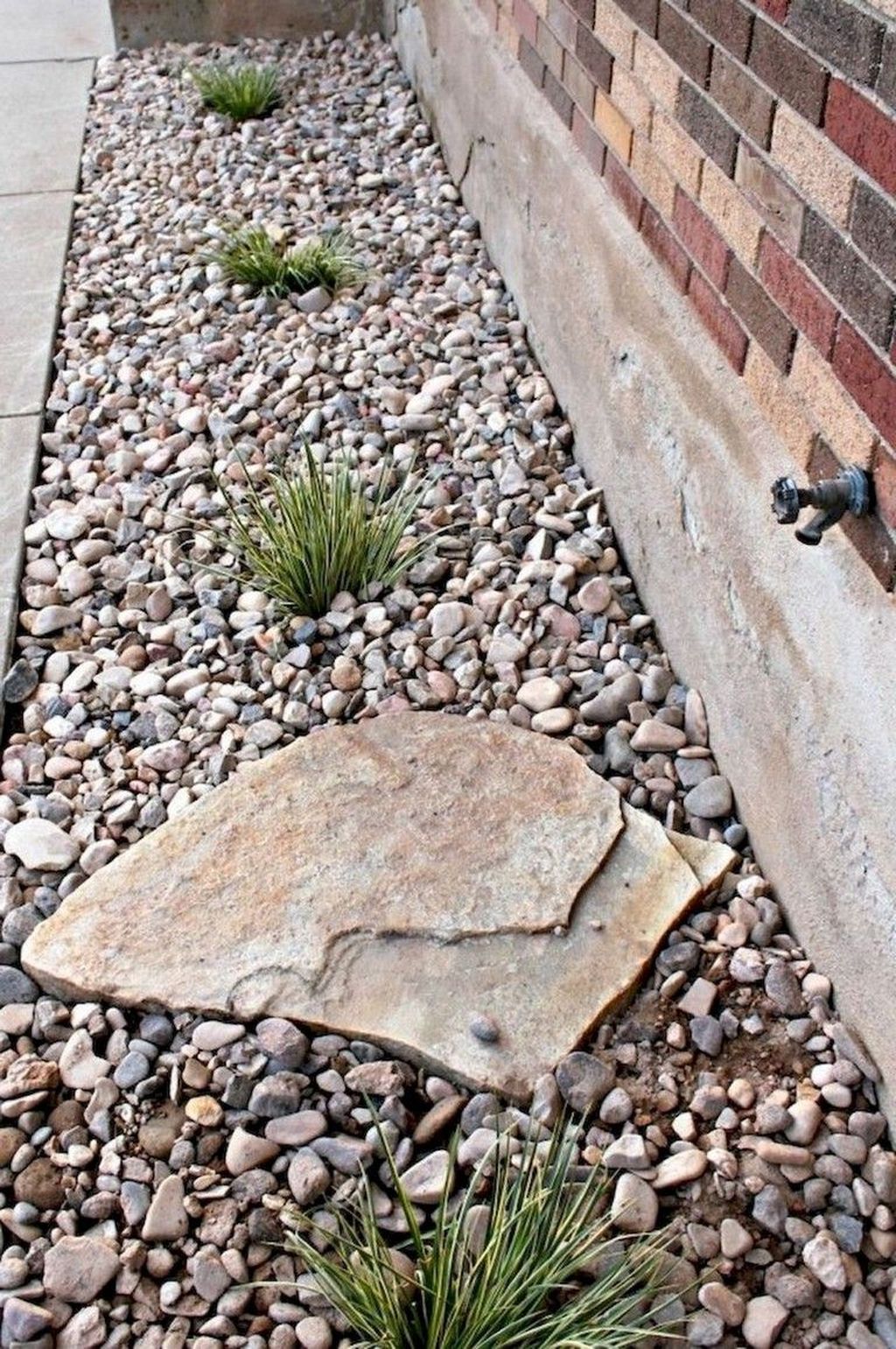 30+ Wonderful Front Yard Rock Garden Landspacing Ideas On A 