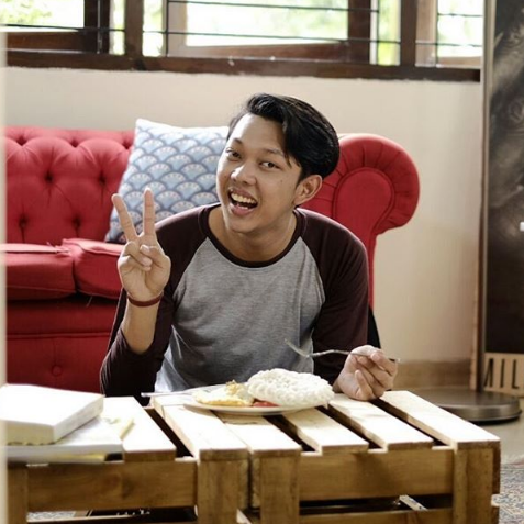 Profil dan Biodata Bayu Skak Lengkap Agama dan Foto Terbaru | Daftar
