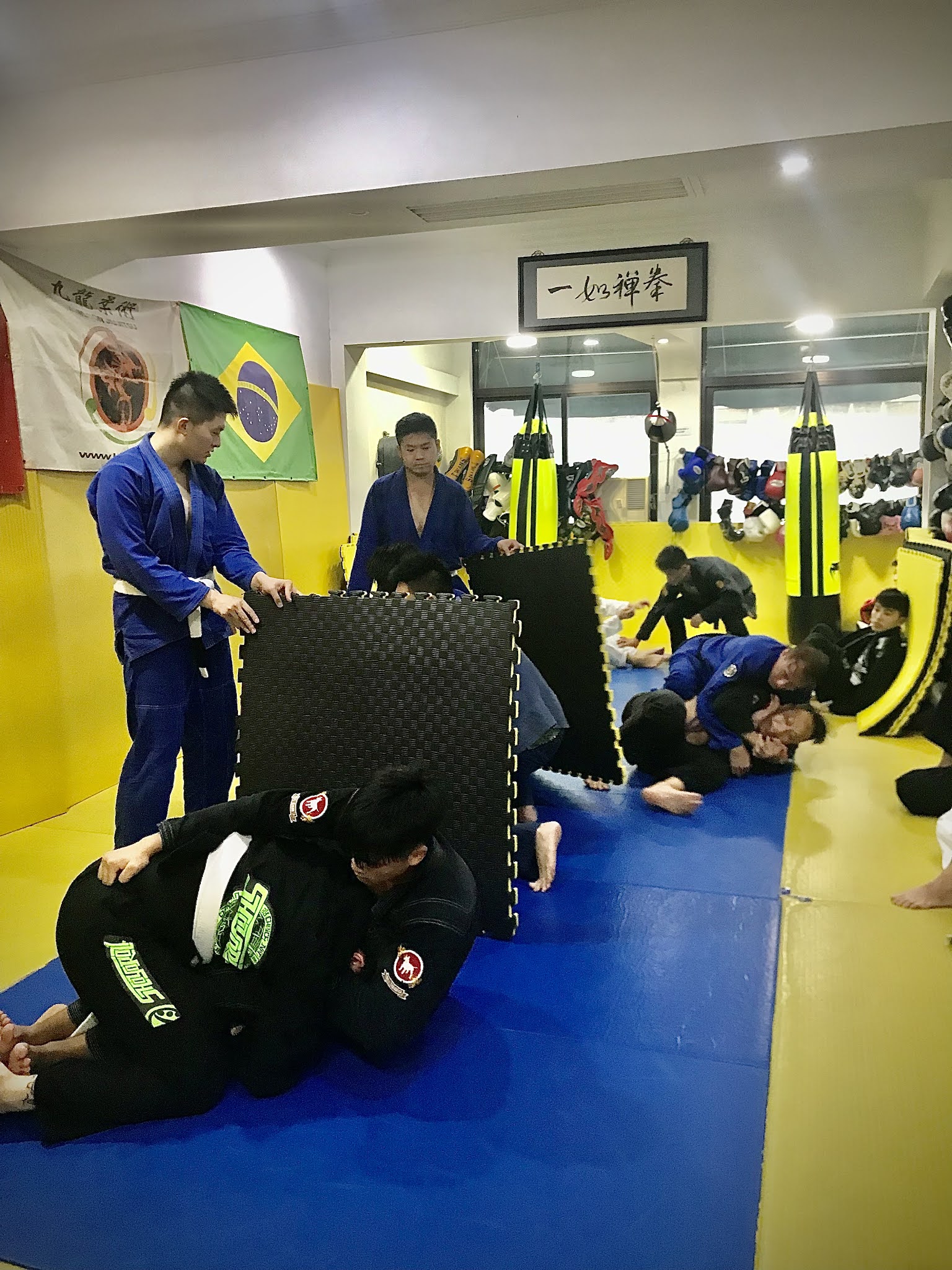 九龍柔術旺角館 Hong Kong Brazilian Jiu Jitsu / BJJ, MMA Gym KLNBJJ Mong Kok