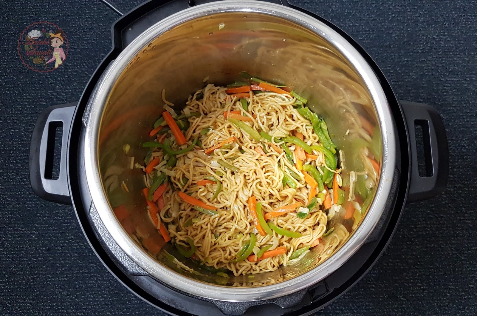 Instant Pot Chow Mein/Veg.Hakka Noodles Aaichi Savali
