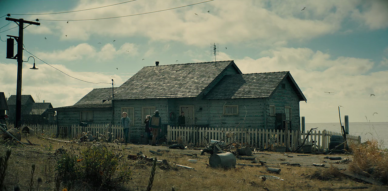 Midnight Mass 2021 (Season 1) WEB Series HDRip 720p || [Hindi-English]