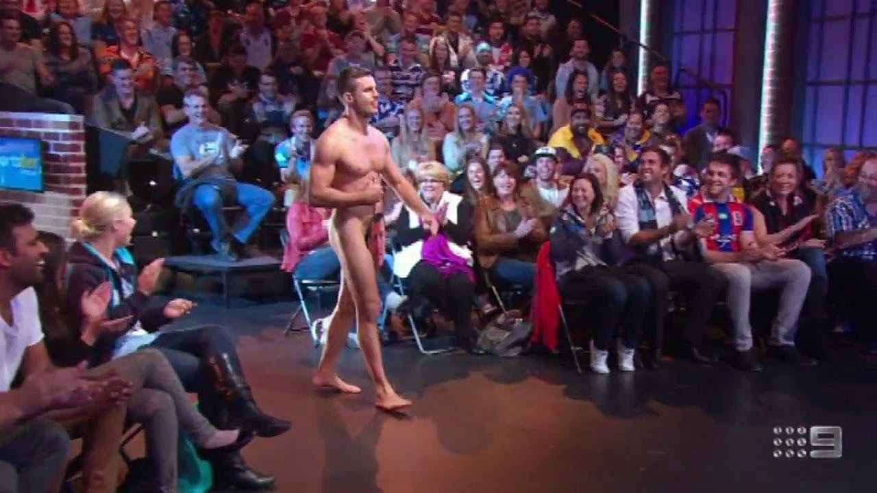 Beau Ryan naked bum on The Footy Show! https://www.sendspace.com/file/aydp1...