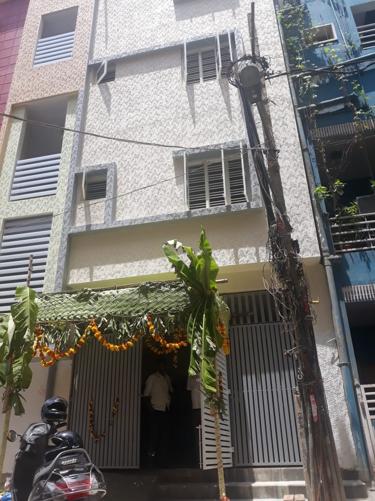 pg in bangalore, paying guest in bangalore, pgs in bangalore, pg near bangalore, luxury pg in bangalore, luxury pgs in bangalore, best pg in bangalore, executive pg in bangalore, posh pg in bangalore, mens pg in bangalore