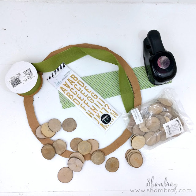 Wood Slice Crafts (St. Patrick's Day Wreath and Chalkboard Tutorial) 