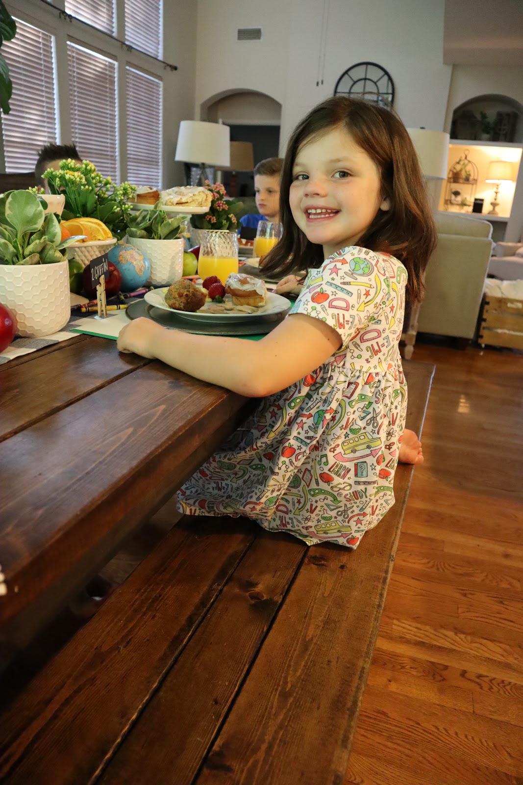 Momfessionals: Back-to-School Brinner