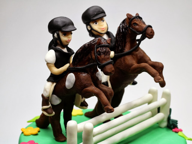 Jockeys Birthday Cake - Bespoke Cakes in London 