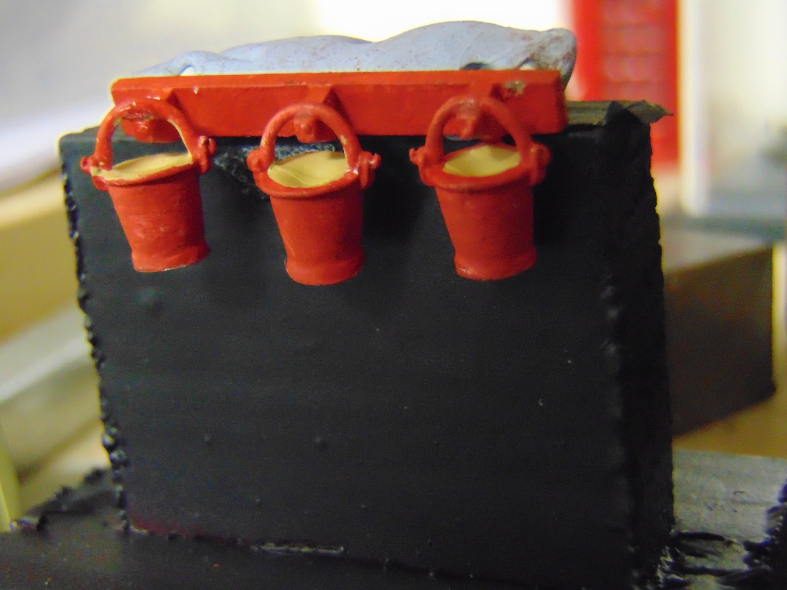 Dorset Railway Modelling Skytrex 0 Gauge fire buckets.