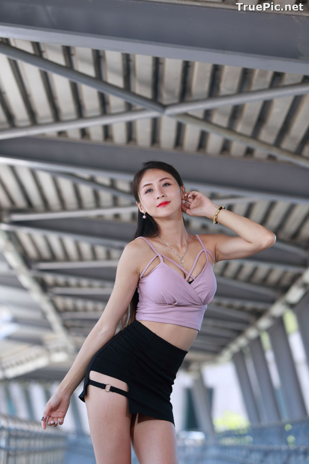 Image Taiwanese Model – Lola (雪岑) - Charming and Attractive Long Legs Girl - TruePic.net - Picture-19