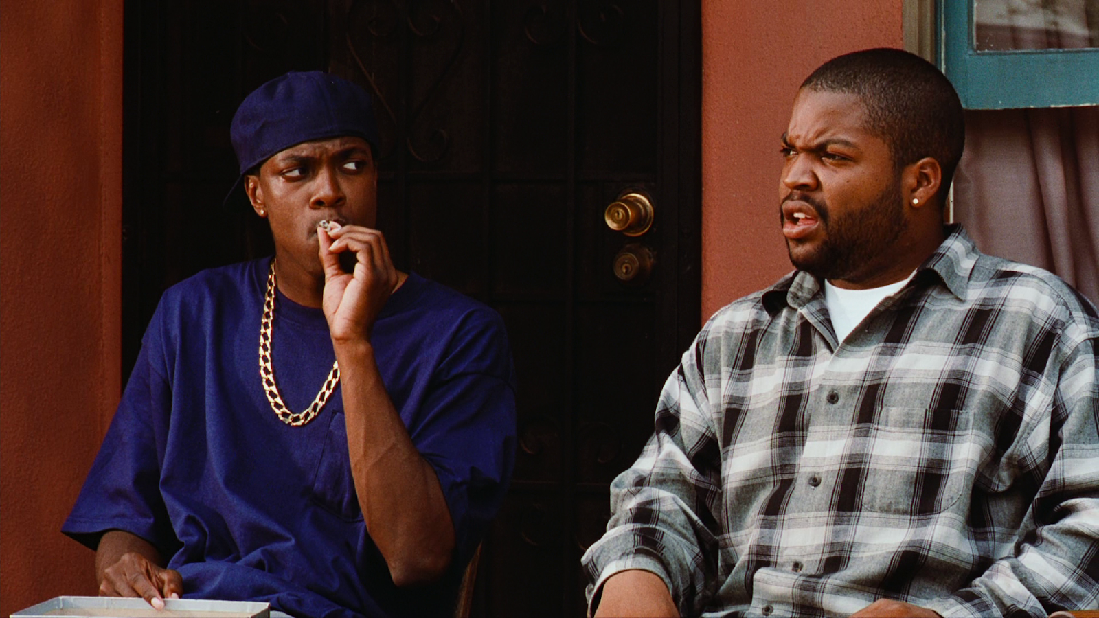 айс кьюб 1995. айс кьюб 1995. фильм пятница айс кьюб. айс кьюб и крис такер в фильме пятница. Ice cube friday.