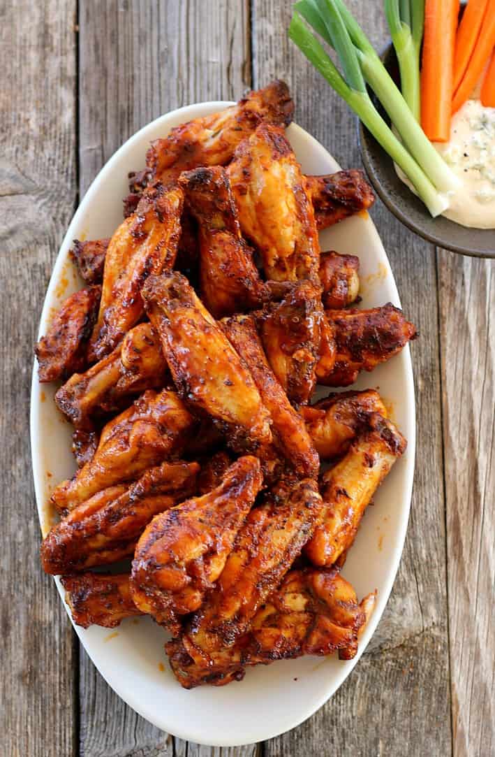 INSTANT POT EASY CHICKEN WINGS {BBQ OR BUFFALO STYLE} - Danely Maria