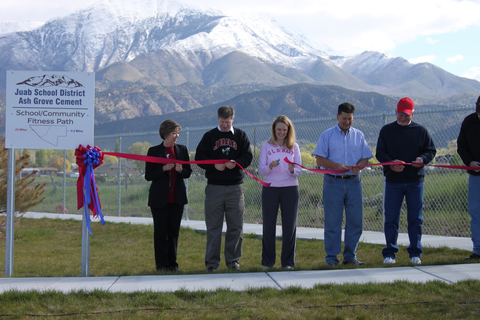 Red Cliffs Elementary Highlights from the Eagle Fun Run