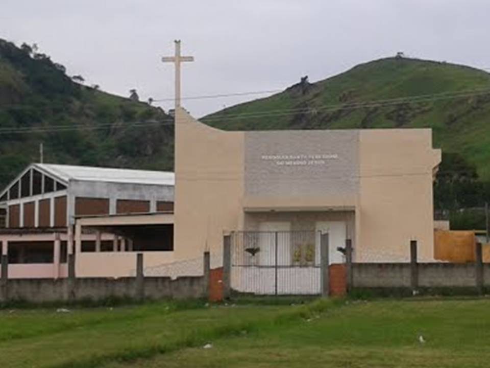 IMAGEM PEREGRINA DE N. SRA. APARECIDA CHEGA A PARÓQUIA SANTA TERESINHA DO MENINO JESUS EM URUCÂNIA