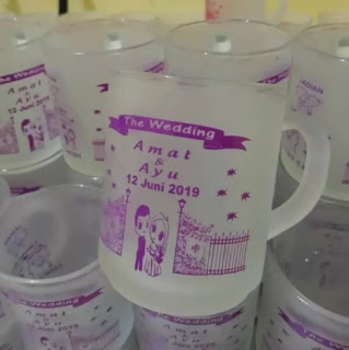 souvenir pernikahan gelas mug doff