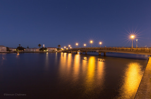 Woodbridge Island Main Bridge at Night