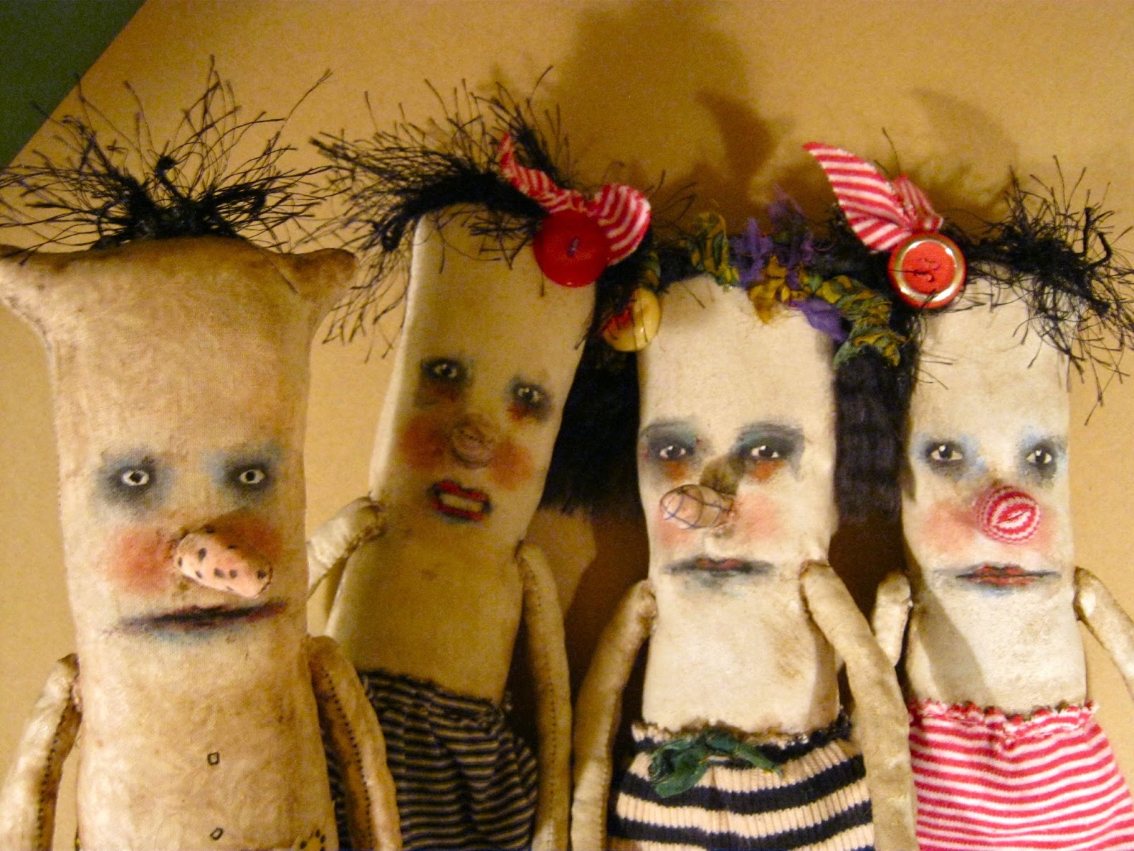 Sandy Mastroni: more weird art dolls by Sandy Mastroni