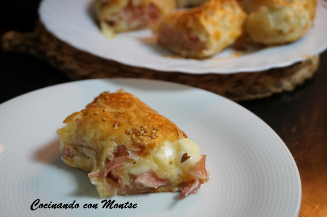 Rosca de hojaldre de jamón y queso