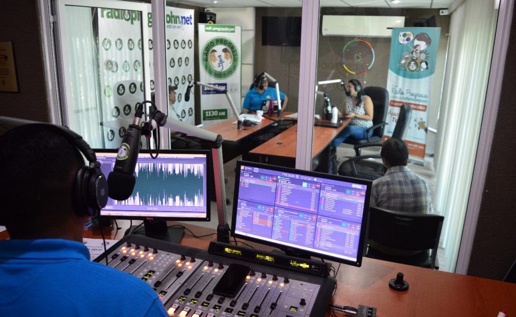 No nos olvidamos de Honduras Radio Progreso cumple 64 años de estar al