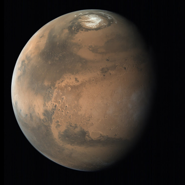 Massive Martian ice discovery opens a window into red planet's history