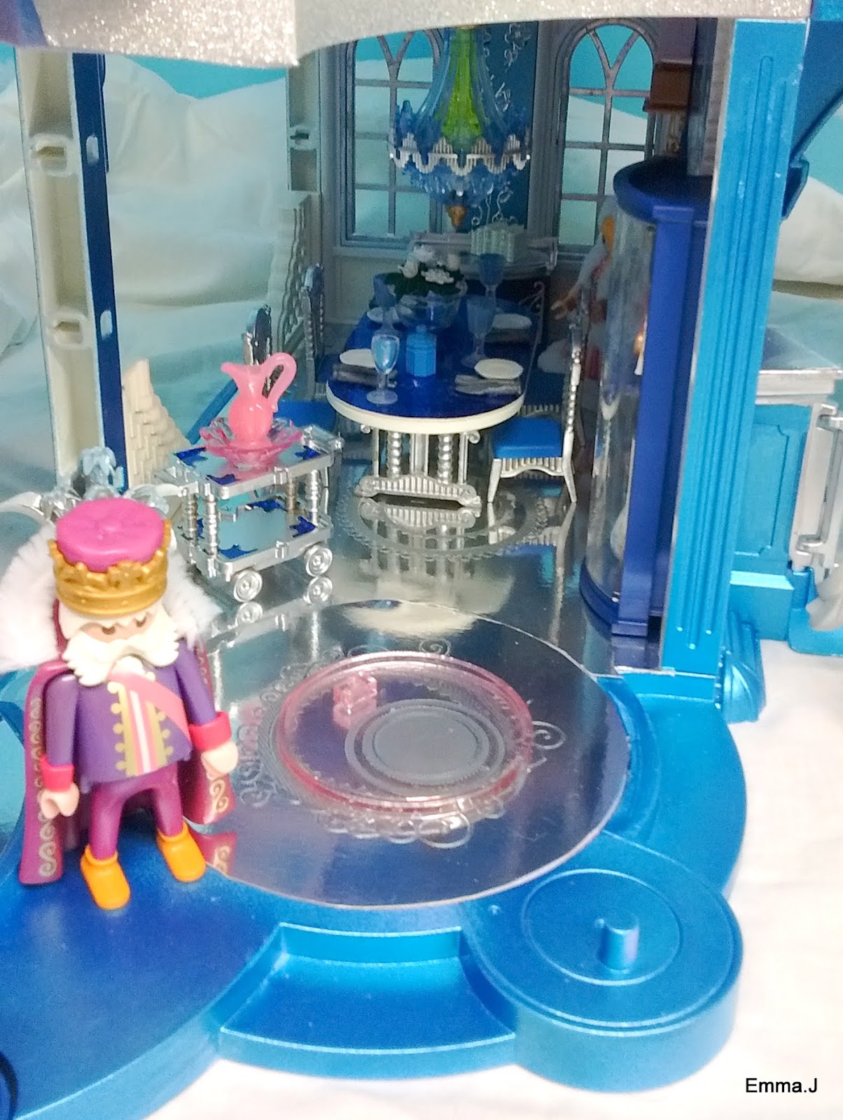 Frozen Palace Emma.J's Playmobil