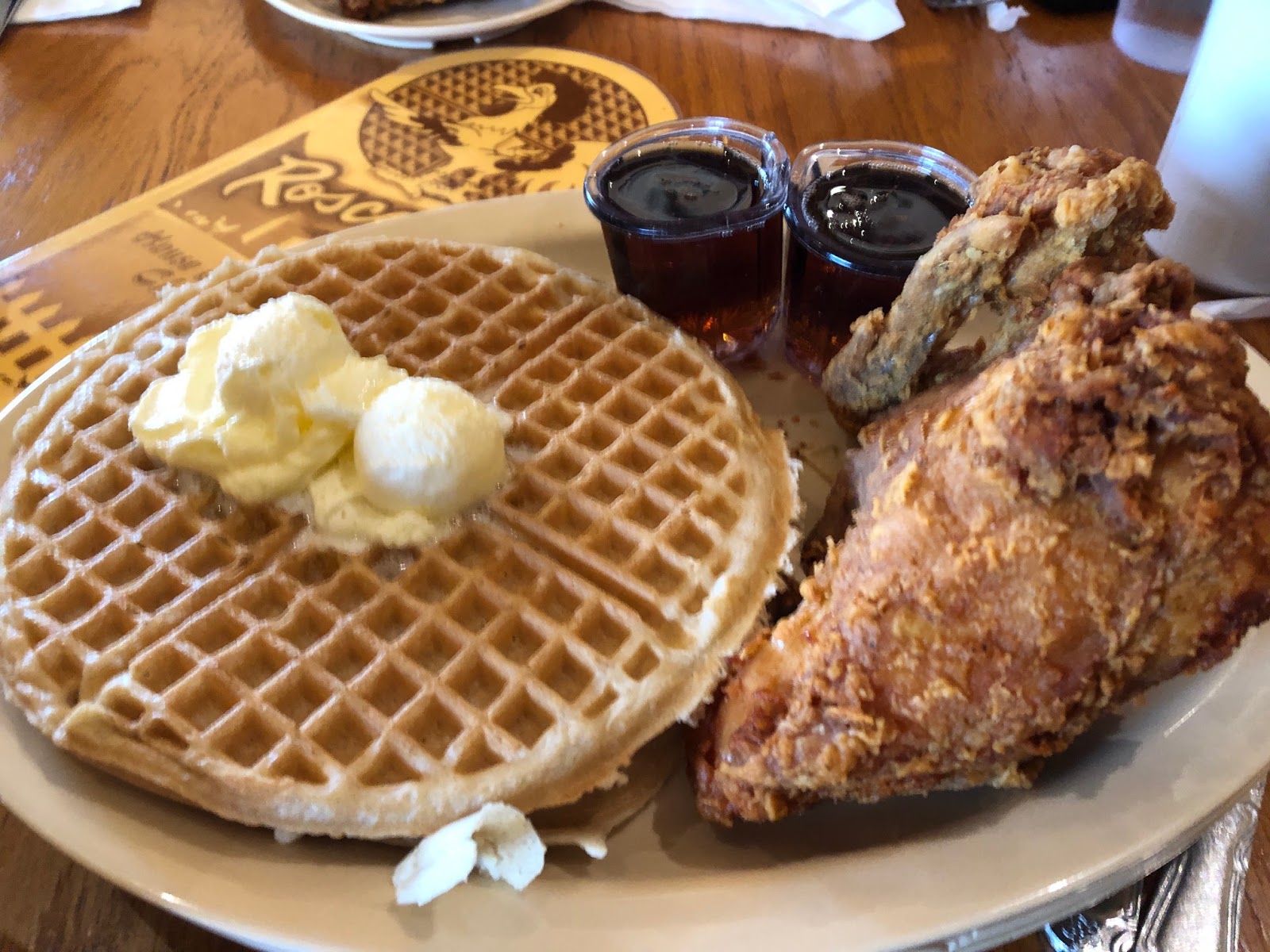 Hawaii Mom Blog Visit California Roscoe’s House of Chicken N’ Waffles