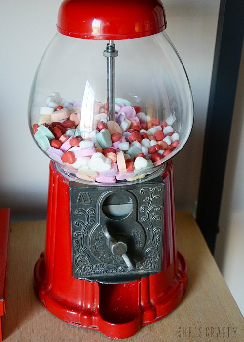 Valentine's Day Vignettes, Vintage Gumball Machine, Valentine's Day Decor