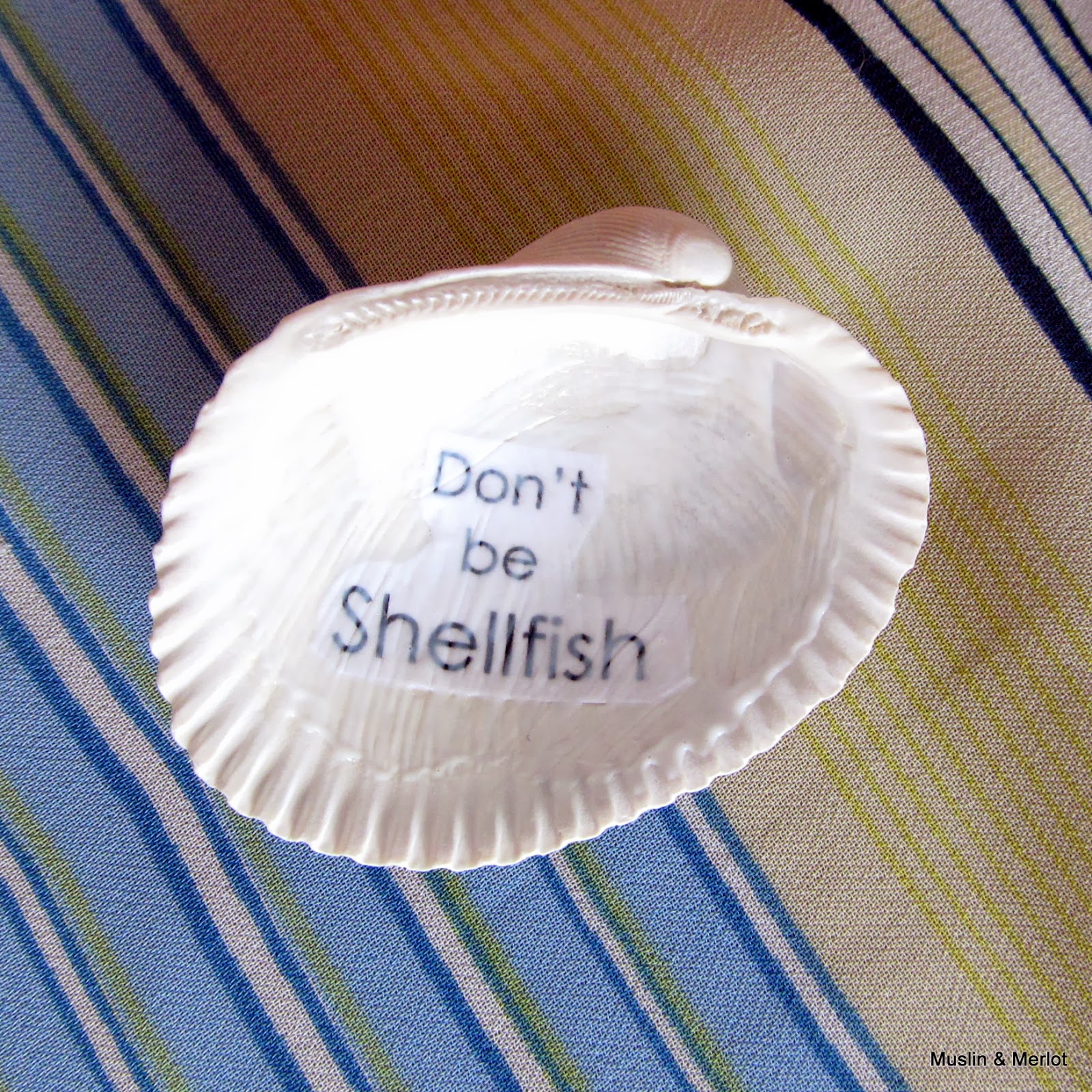 Seashell craft by Muslin & Merlot. Don't be Shellfish!