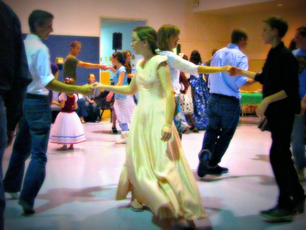 Texas Kirkwoods English Country Dancing