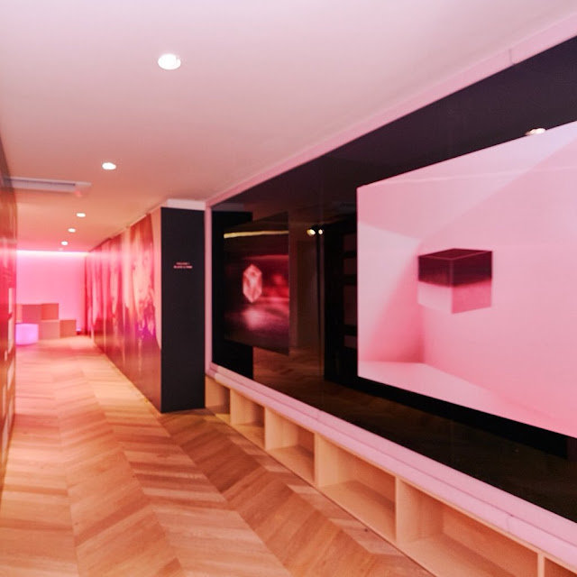 [Photos] Inside BLACKPINK PopUp Store/house SQUARE UP