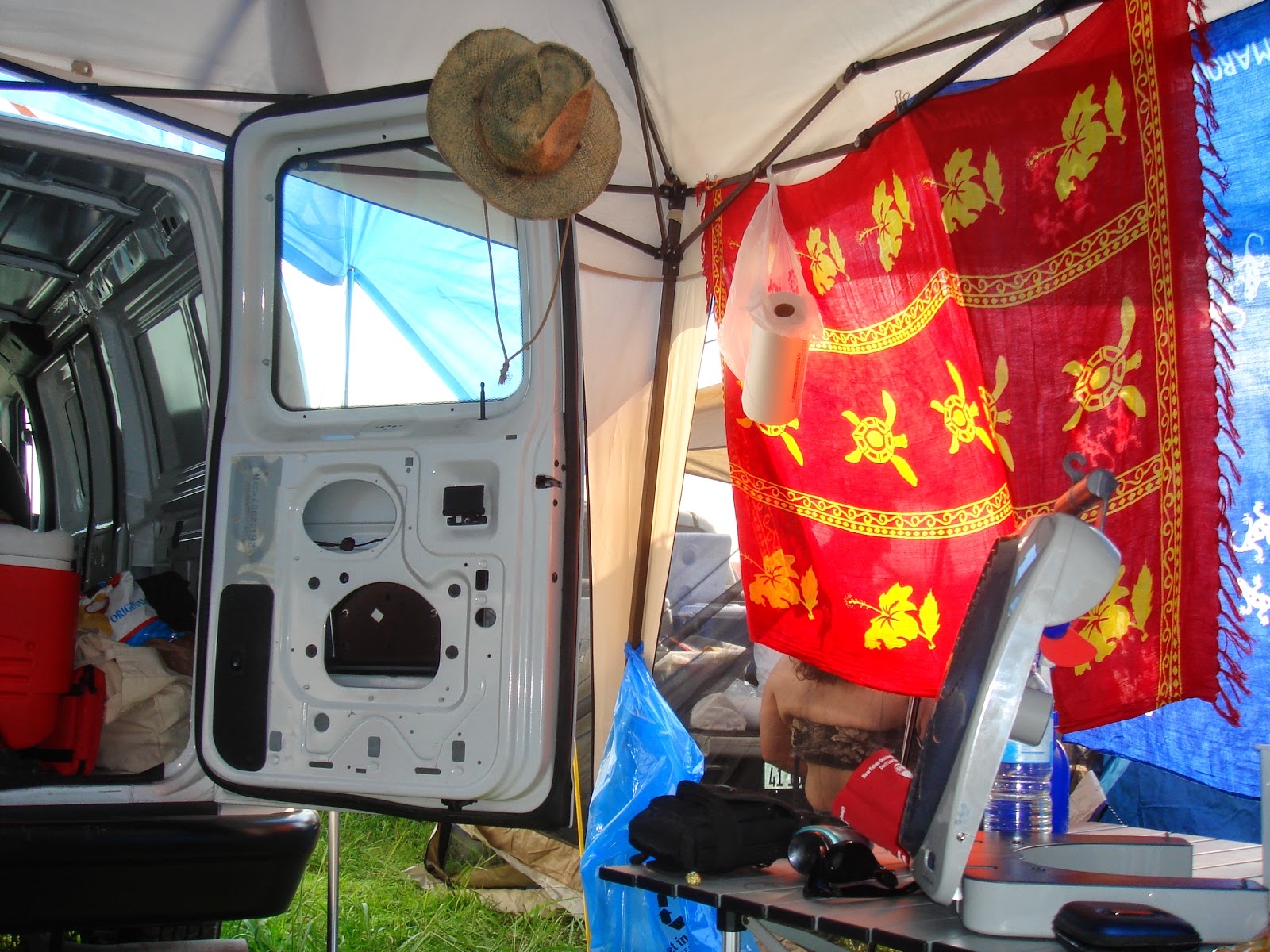 Bonnaroo Chris campsite 2008