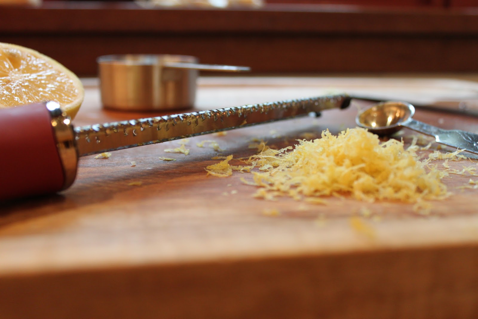 A Happy Taste! Ukrainian Poppy Seed Cake and Lemon Mousse