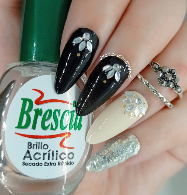 https://www.laslocurasdeahyde.com/2020/11/nail-art-3d-y-una-sorpresa.html