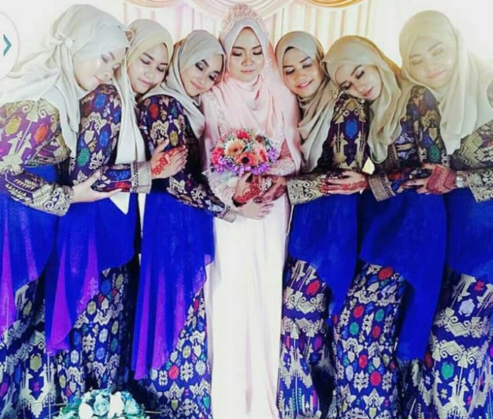 Referensi Model Baju Muslim Songket Mulai Dari Style