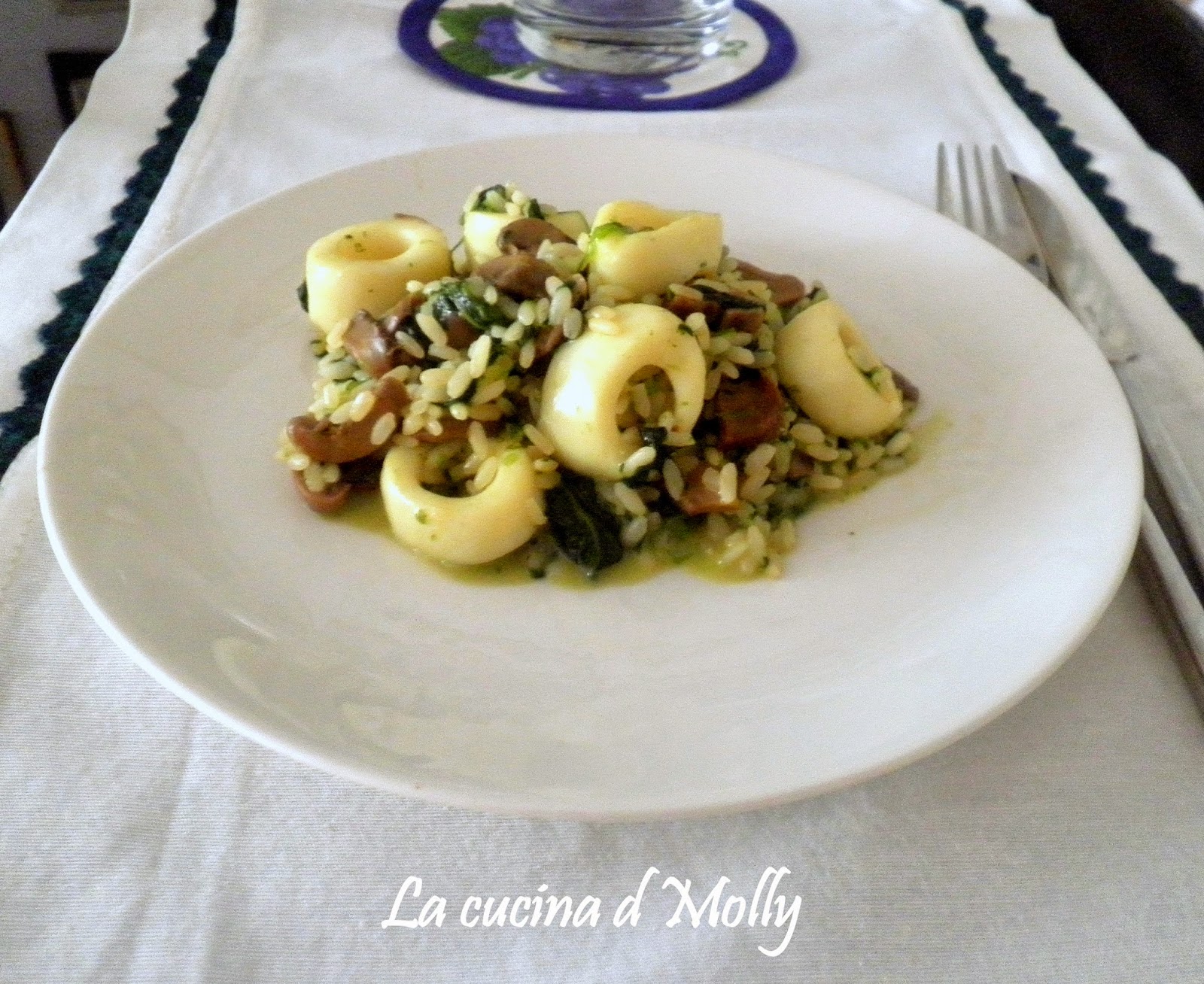 risotto con anelli di totano, funghi e spinaci