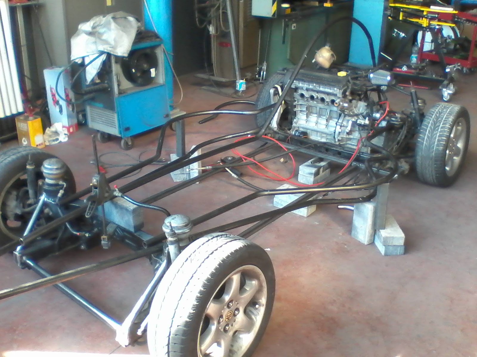 Costafabbri custom choppers: come costruire un prototipo di ... Costruire un auto