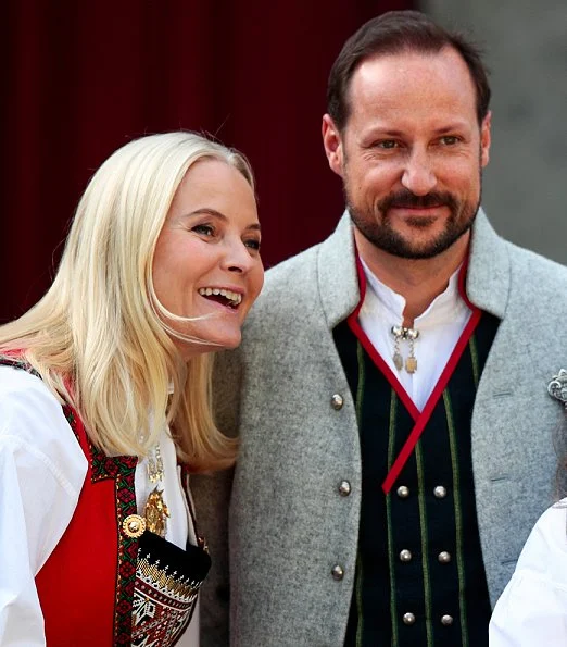 Crown Prince Haakon,  Crown Princess Mette-Marit, Princess Ingrid Alexandra, Prince Sverre Magnus, Queen Sonja