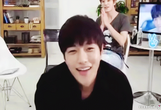 yeb_150902_%25EB%25B8%258C%25EC%259D%25B