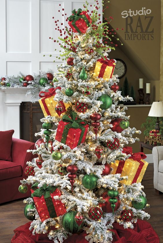 Aprende cómo ponerle nieve artificial a tu árbol de navidad Mimundomanual Aprende cómo ponerle nieve artificial a tu árbol de navidad Mimundomanual